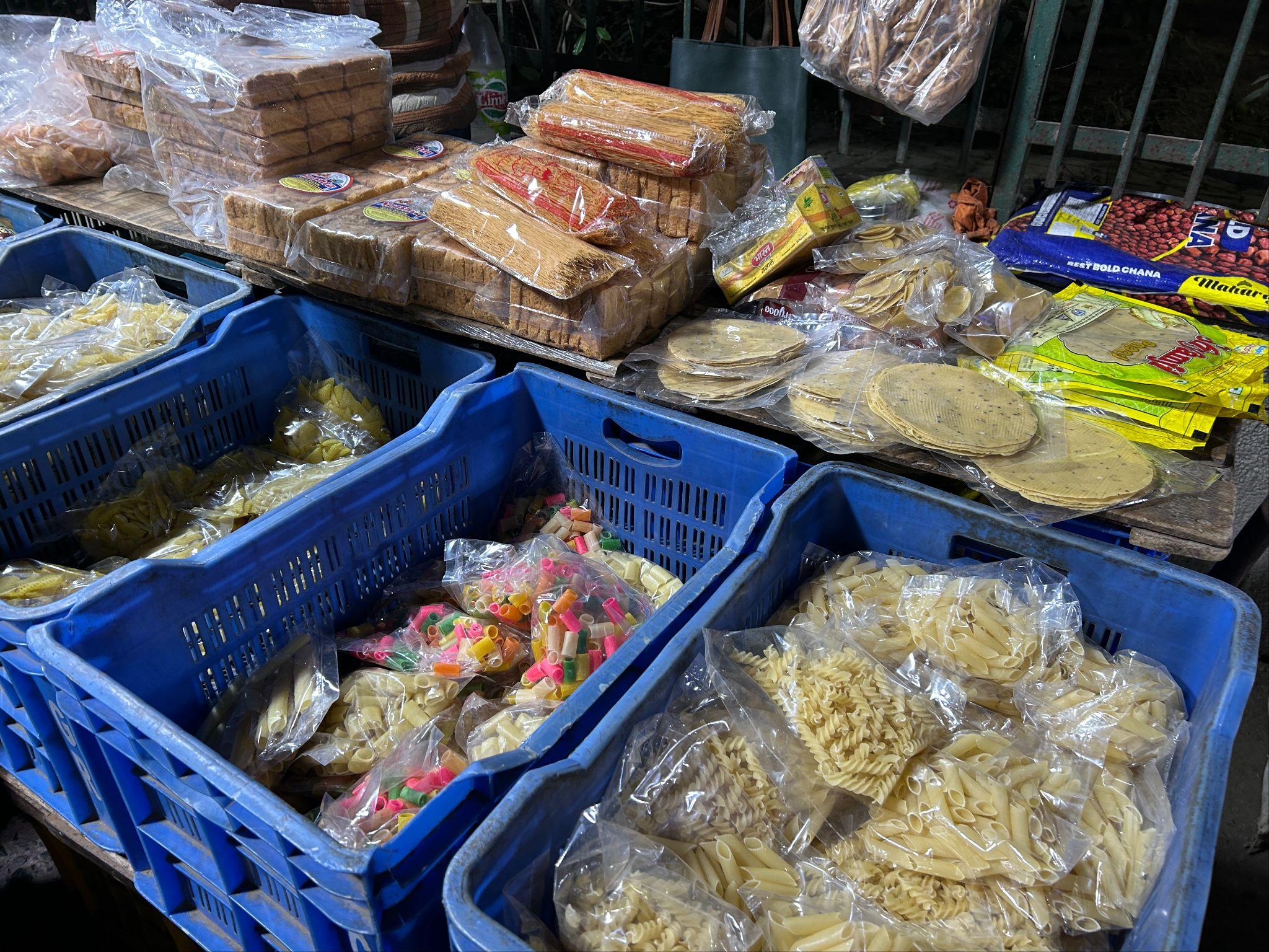 インドのバザールのパスタ屋さん